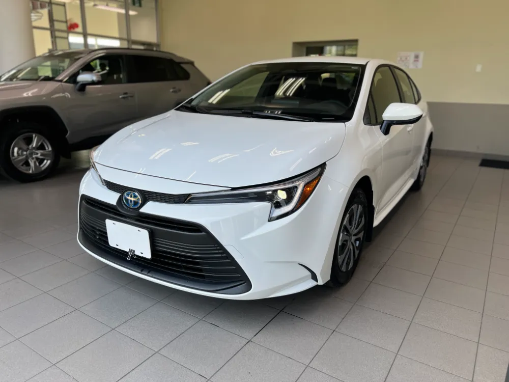 2024 Toyota Corolla Hybrid evto.ca